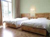 Zhangjiajie Pingxinju Chinese Inn Hotels near Huanglongquan