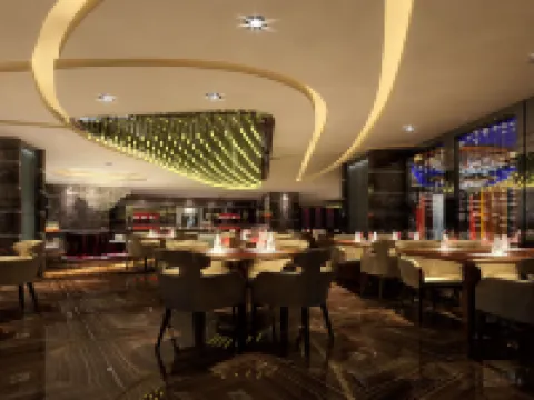 Zhuhai Charming Holiday Hotel (Gongbei Port High Speed Rail Station Store) Hotels in Zhuhai