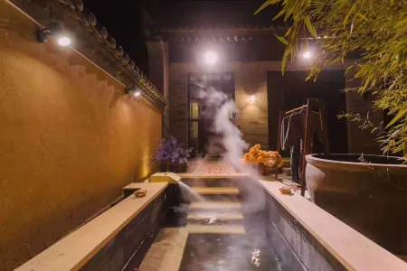 Zhufengtang Courtyard Hot Spring Hotel (Liquan Yuanjiacun Branch) Отели в г. Лицюань