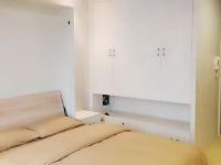 玲珑殿公寓(张家港3号店) - 舒适简约一室大床房