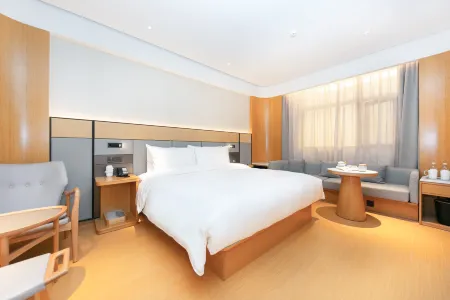 JI Hotel (Xi'an South Gate Ancient City Wall)