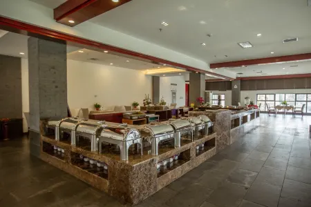 Fukang Sunshine Holiday Hotel Отели в г. Цзешоу