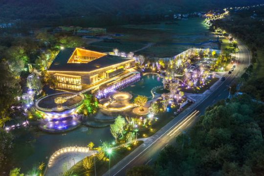 九华山hotel momc蔓兰酒店