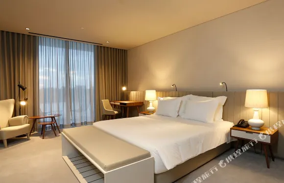 蒙特貝羅伊利亞沃酒店