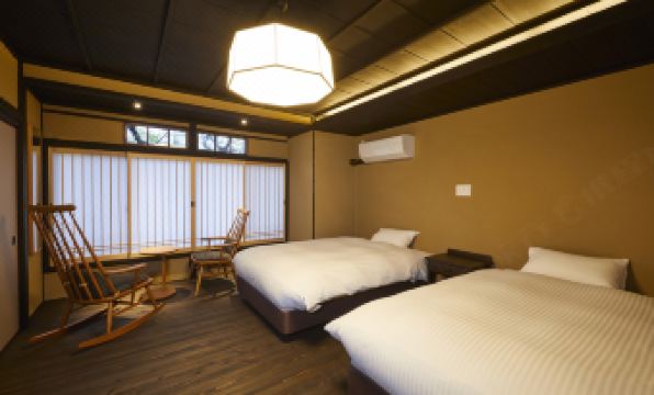 Rinn Shijo Takase River North