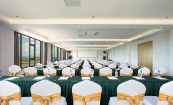 The Q Hotel & Suite Vientiane