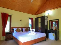 Isara Lanta Beach Resort Hotels near Klong Nin Beach