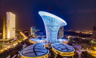Wuhan High-tech Park Hotel (Optics Valley Technology Convention and Exhibition Center)