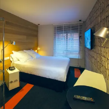 Hotel Mirador de Chamartín Отели рядом с достопримечательностью «Станция метро Montecarmelo»