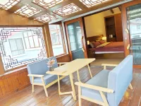 Shiwei Hostel