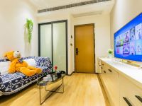 广州智萃荣公寓 - 复式大床房
