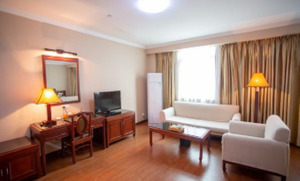 Longhai Liangyou Hot Spring Hotel
