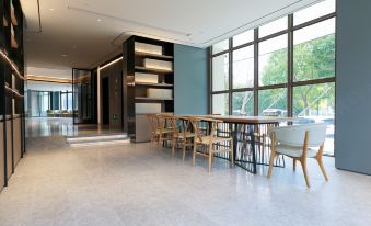 JI Hotel (Shanghai Pusan Road Subway Station Branch)