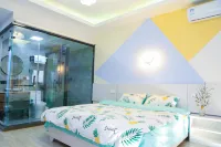 Moon Bay Xiaojiangshan Inn