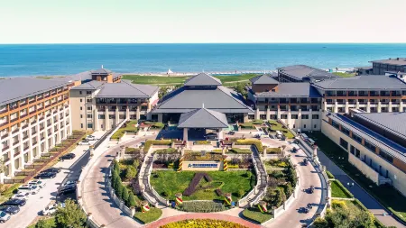 Qinhuangdao Arcadia Seaside Holiday Hotel Отели рядом с Аэропорт Бэйдайхэ