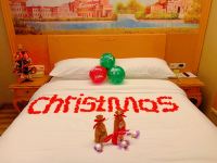 维也纳国际酒店(深圳布吉大芬地铁站店) - 高级圣诞主题大床房