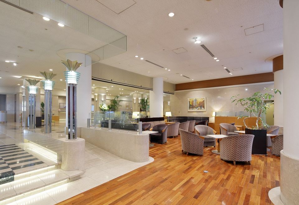 [미야코 호텔 뉴 아케익의 웅장한 외관 사진]