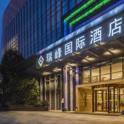 Rayfont Hotel Chengdu Hotels near Chengdudong Railway Station