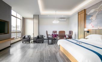 Qishu Hostel Hotel (Haikou No.4 Middle School Gaozhong Branch)