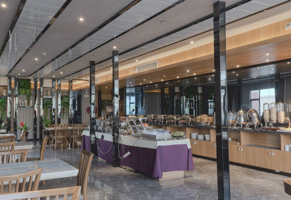 2. 파코 호텔 - ..