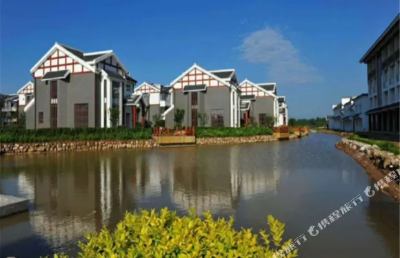 夏津德百温泉公寓