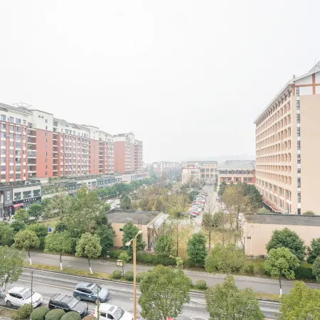 Mingwu Jiuzun Hotel