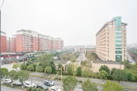 Mingwu Jiuzun Hotel - Bergblick