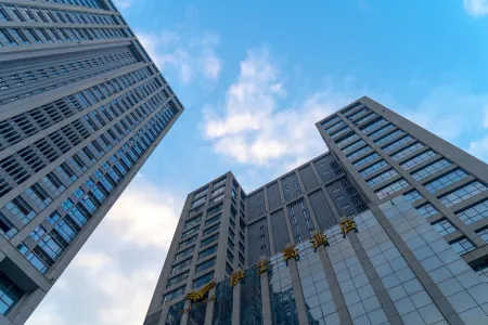 Easco Hotel Отели рядом с достопримечательностью «Huashang College of Guangdong University of Business Studies»