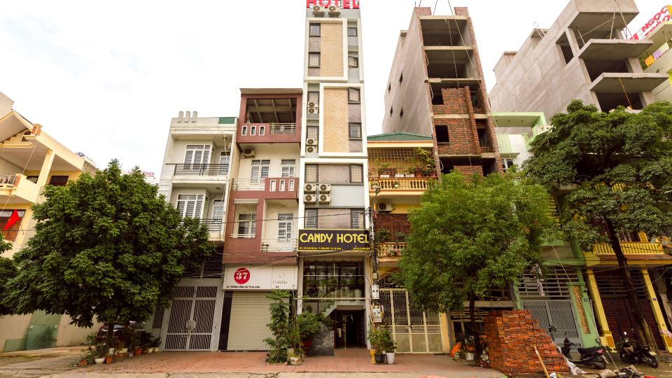 OYO 800 Candy Hotel
