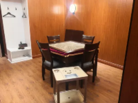 Xuyong Yujian Customs Theme Hotel Hotels near Peachblossom Castle Scenic Spot