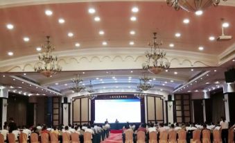 San Tos Hotel