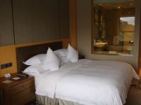 景德镇西山湖凯莱度假酒店 - 高级景观大床房