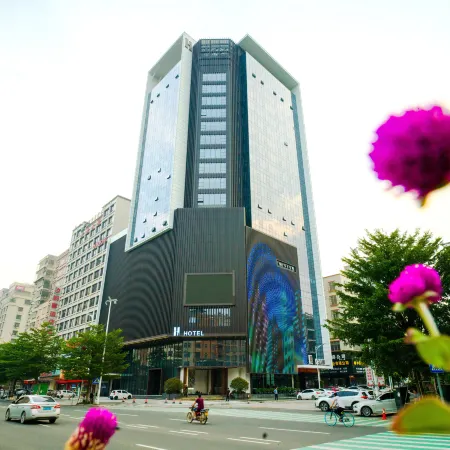 H Hotel