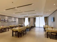 榮興瑞美精品飯店（瀋陽七號街地鐵站店） 四好街附近的飯店