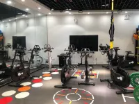 Shanghai Baoan Hotel - gimnasio