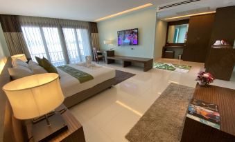Siam Triangle Hotel