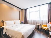 杭州未来科技城亚朵轻居酒店 - 特惠大床房