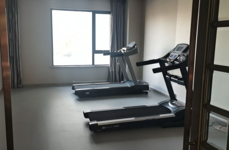 Jiushun Holiday Hotel