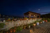 the Yard Hotels near Dabei Mountain