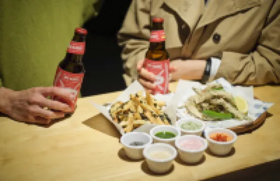 東門床位收音機旅館