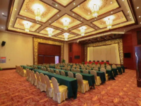 Jinta Hot Spring Hotel Hotels in Lianghe