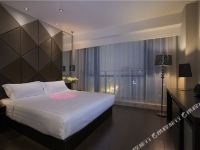 桔子酒店(扬州万达广场店) - 促销大床房