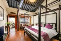 Qianshe Mengli Shuixiang Linhe Inn