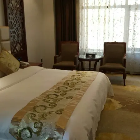 Huangjia Hotel