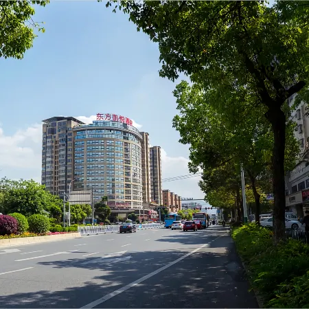 Eastern Kaiyue Business Hotel