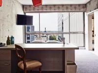 The LINE Hotel LA โรงแรมใกล้Wiltern Theatre