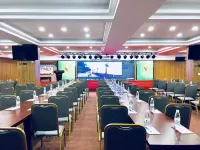 Changyang New Era Business Hotel