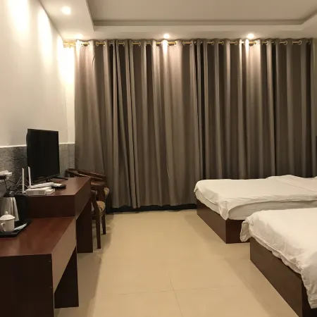 Pingle Xingfu Hotel Hotel di Kaunti Pingle