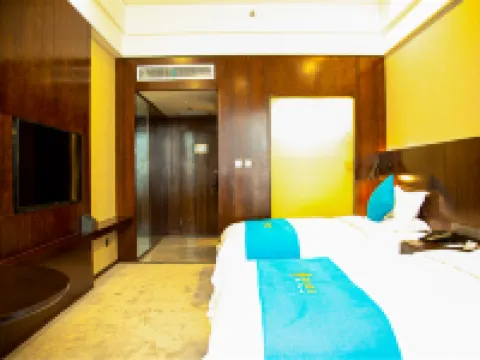 Runyuan Hotel Hotels in Luochuan County