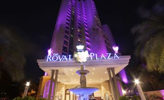 Royale Plaza Hotel